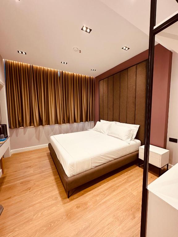 Postel nebo postele na pokoji v ubytování Azul Rooms Tirana