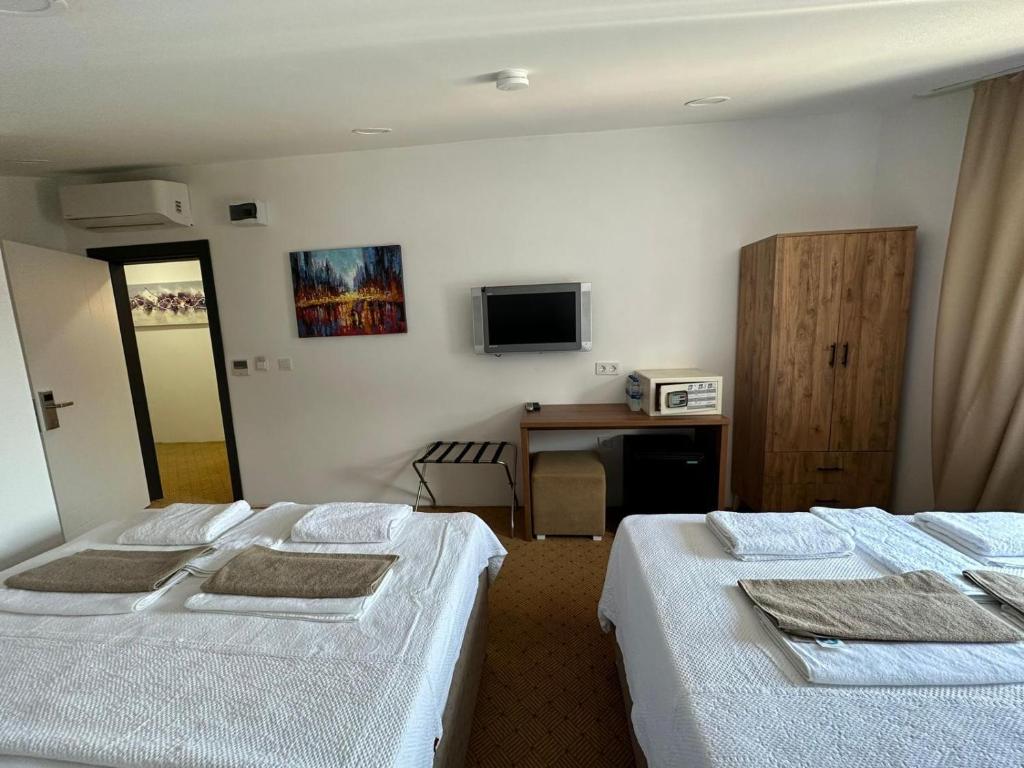 Çayır otel - Housity