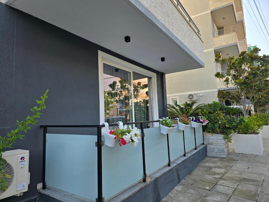 Balkón nebo terasa v ubytování F&J Hotel