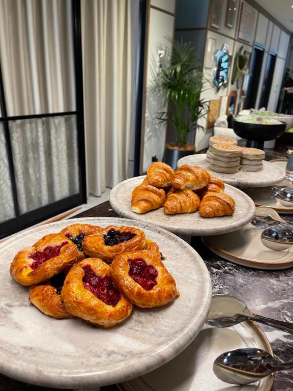 202 Elizabeth - Resim 4