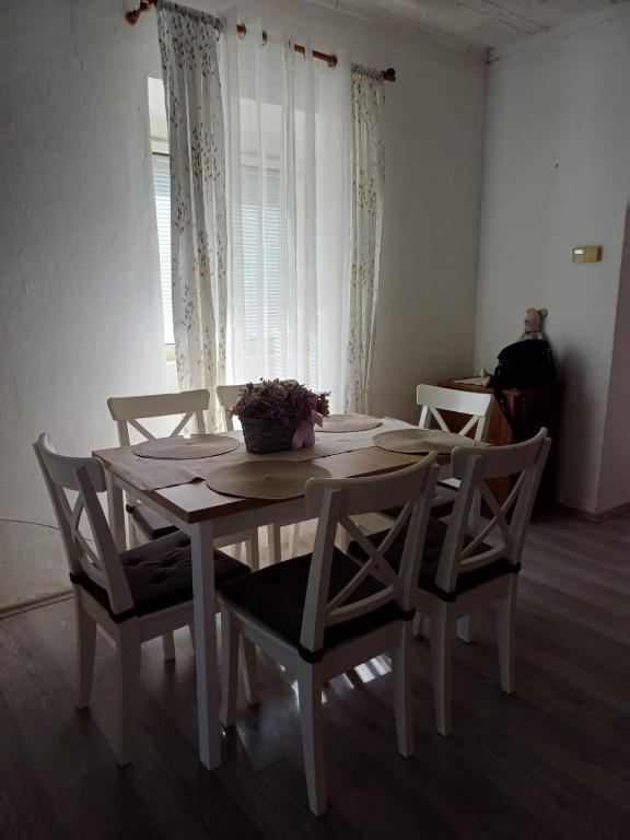 Fotografie z fotogalerie ubytování Apartmán Silvie v destinaci Křesetice