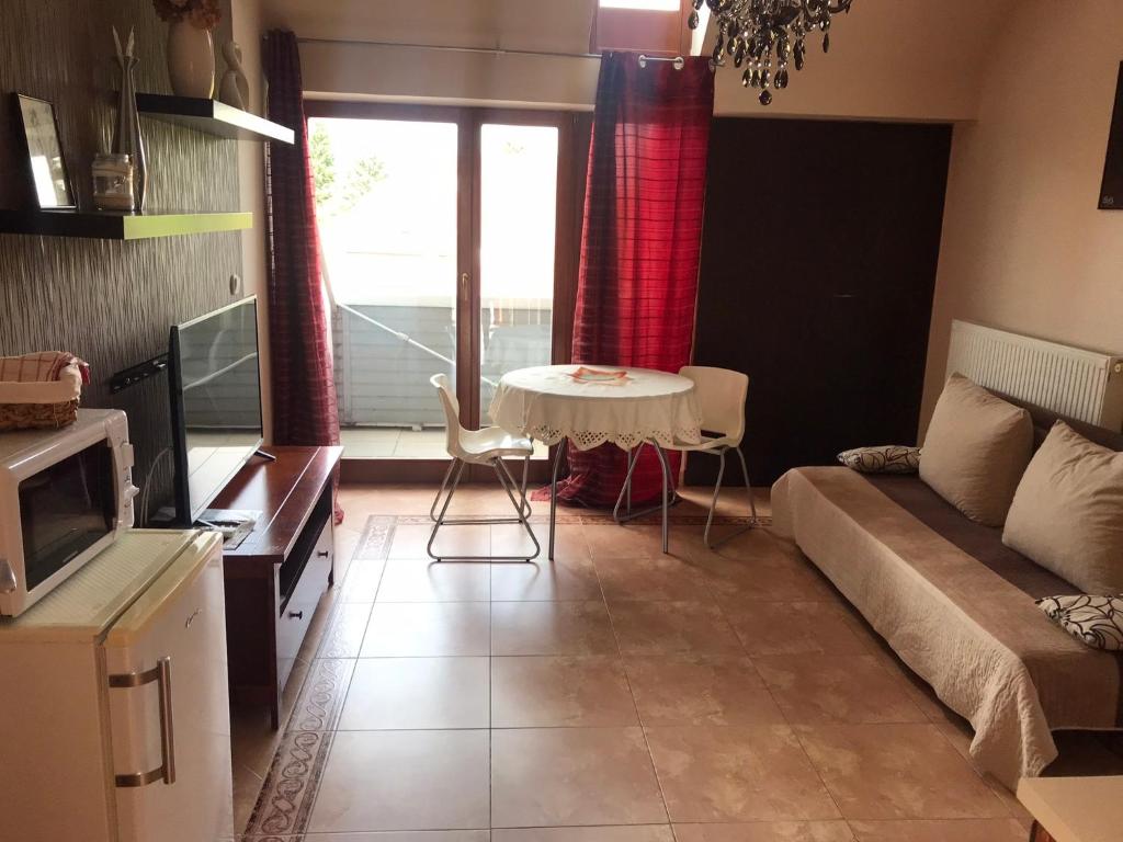Kuchyňa alebo kuchynka v ubytovaní Feng Shui Wellness Apartmanház Hévíz