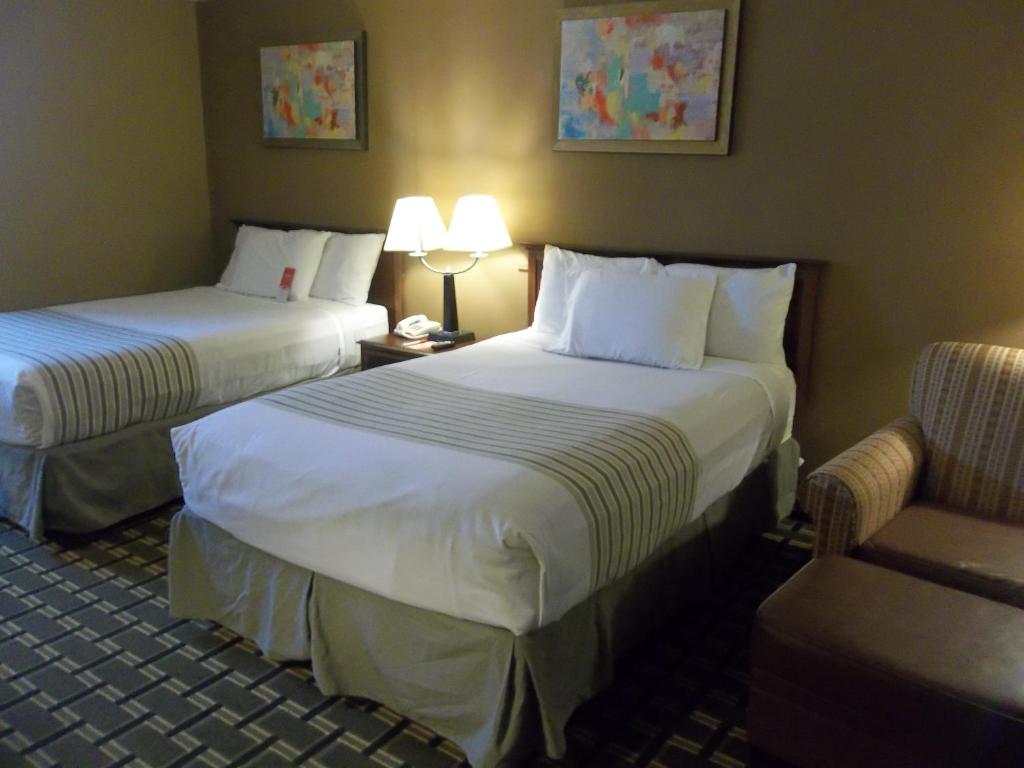 Econo Lodge Acworth East - Double Room With Two Double Beds - Smoking