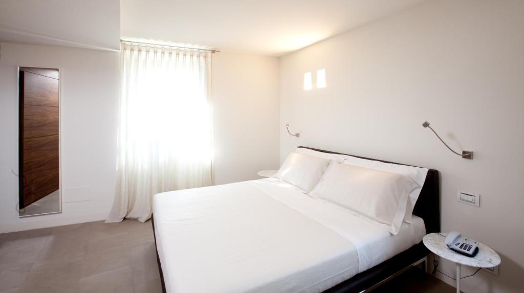 
Deluxe Room with Spa Access
