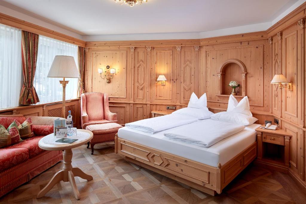 Hotel Neue Post - 11