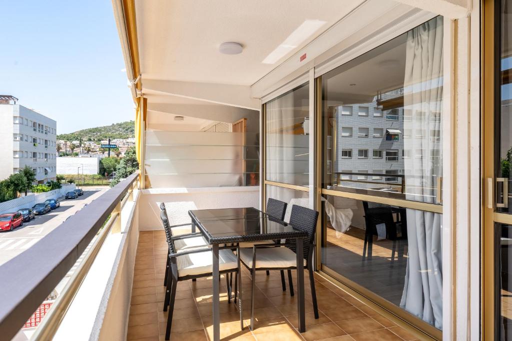 Balkón nebo terasa v ubytování Calafenga