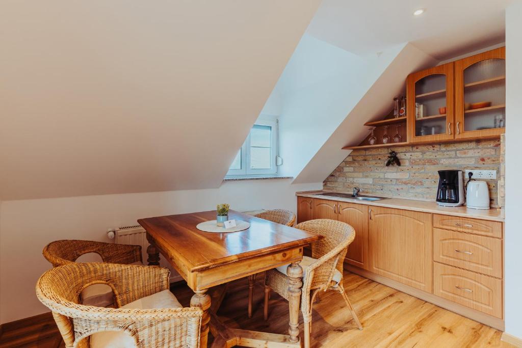 Kuchyň nebo kuchyňský kout v ubytování Amannsberger WineYardLodge