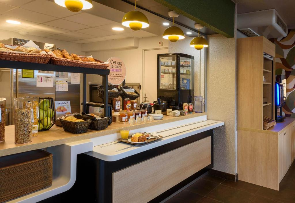 B&B HOTEL Toulouse Cité de l'Espace Gonord - Resim 10