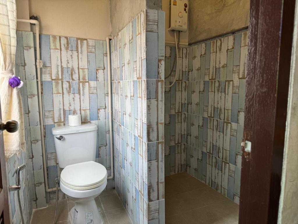 Retro At Phra Sing Guest House - 14