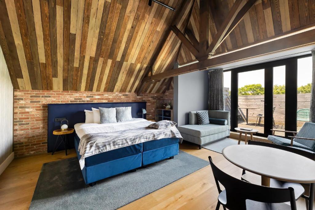 
City Loft with Terrace
