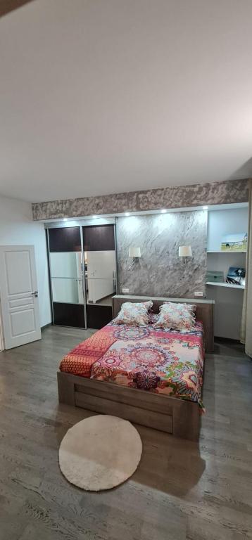 Kuchyňa alebo kuchynka v ubytovaní Appartement très lumineux porte de Saint-Cloud - F3 avec suite parentale