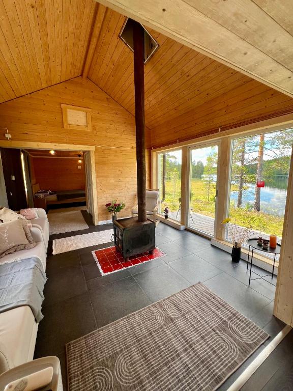 Posezení v ubytování Luxury off grid house