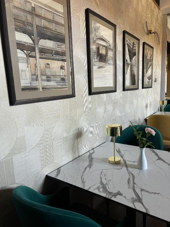 Posezení v ubytování Hotel Przystanek Torun