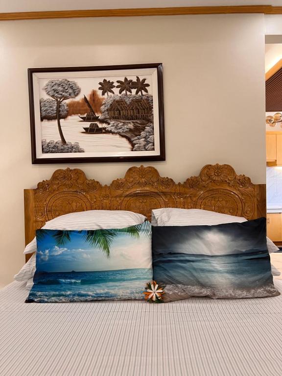 Postel nebo postele na pokoji v ubytování Luxury Vacation House Oceanfront in Lila, Bohol