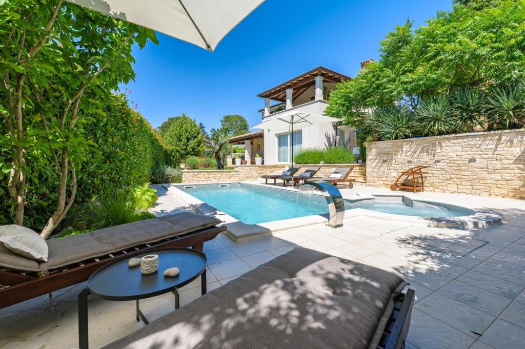 Πισίνα στο ή κοντά στο Villa Vidova