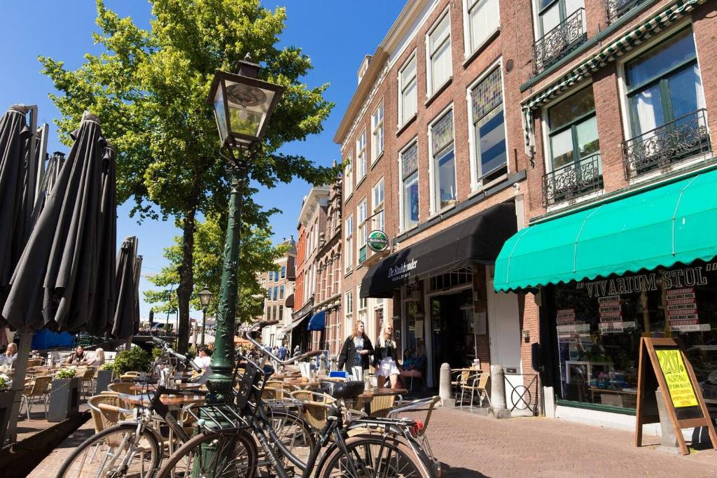 Het gebouw waarin het hotel zich bevindt