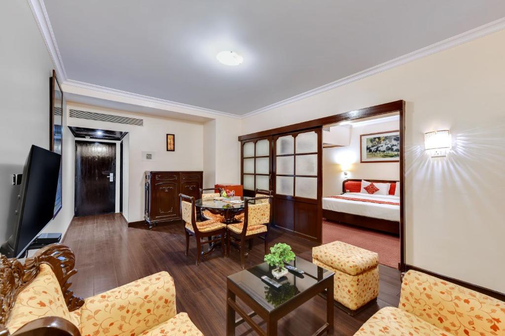 Posezení v ubytování Quality Inn Regency, Nashik