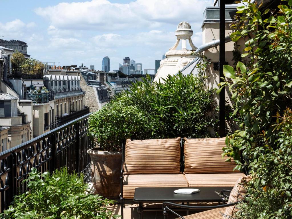 Balkón nebo terasa v ubytování Hôtel Balzac Paris & Spa Ikoï