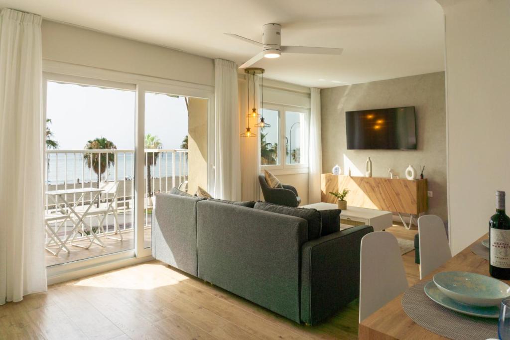 Photo inspiration: Green Apartment Living With A View Of The Ocean Reference: Sea Views Apartment Mendoza Málaga Updated Prices 2026