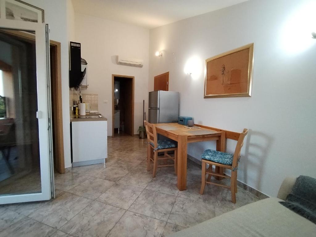 Apartments Bartol - 12