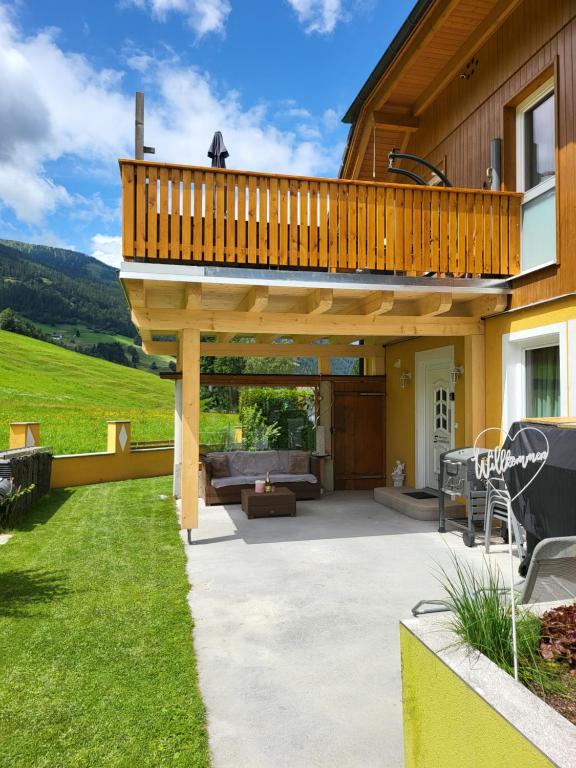 Nespecifikovaný výhled na hory nebo výhled na hory při pohledu z apartmánu