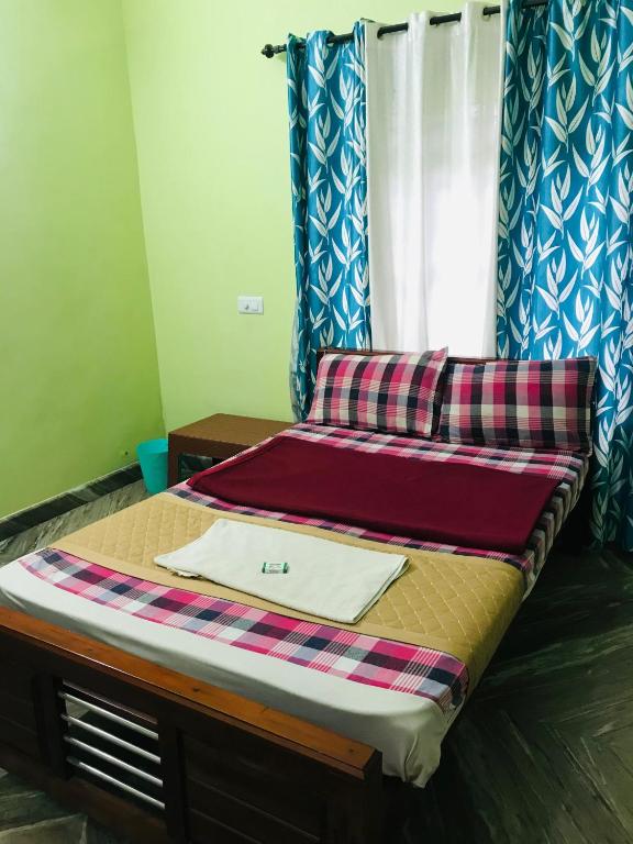 Postel nebo postele na pokoji v ubytování Zicilys Garden homestay with pool