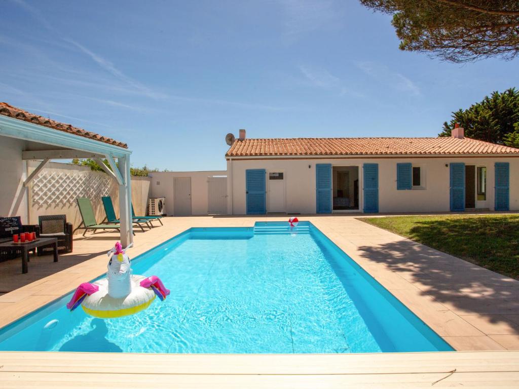 Bazén v ubytování Holiday Home Le Bigorneau Préfaillais by Interhome nebo v jeho okolí