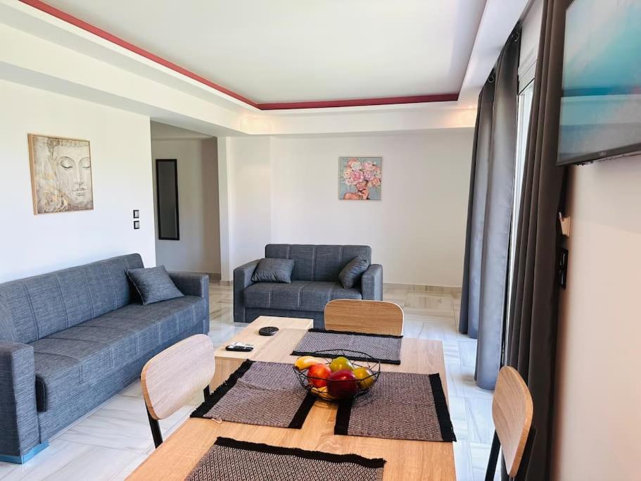 Posezení v ubytování Casa di Mare e Giardino, Agios Stefanos, Corfu