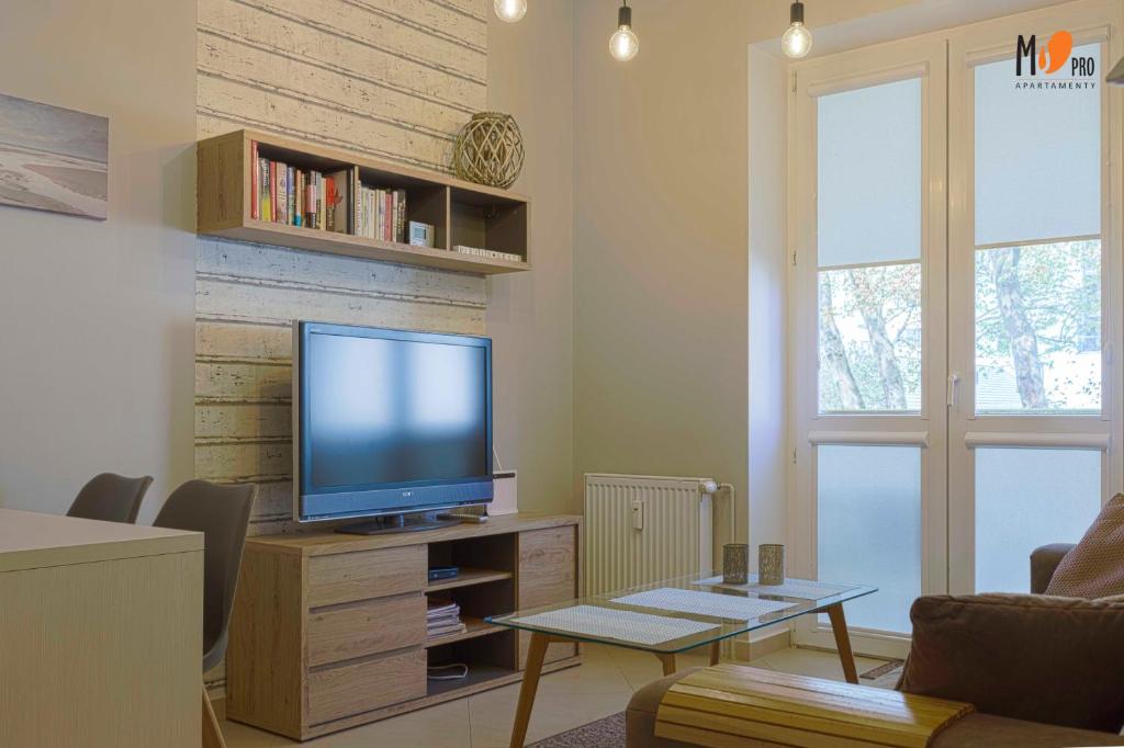MS Pro Apartamenty De Lux Class - One-Bedroom Apartment With Balcony
