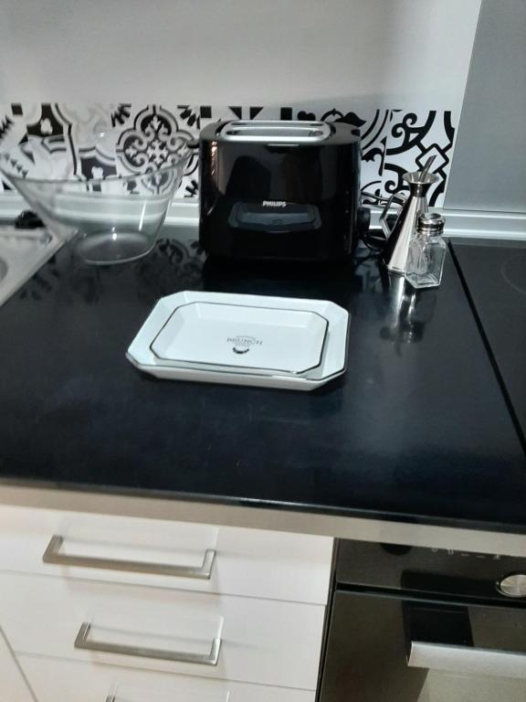 Kuchyňa alebo kuchynka v ubytovaní Selecta Apartamento con piscina en Calle Juzgado