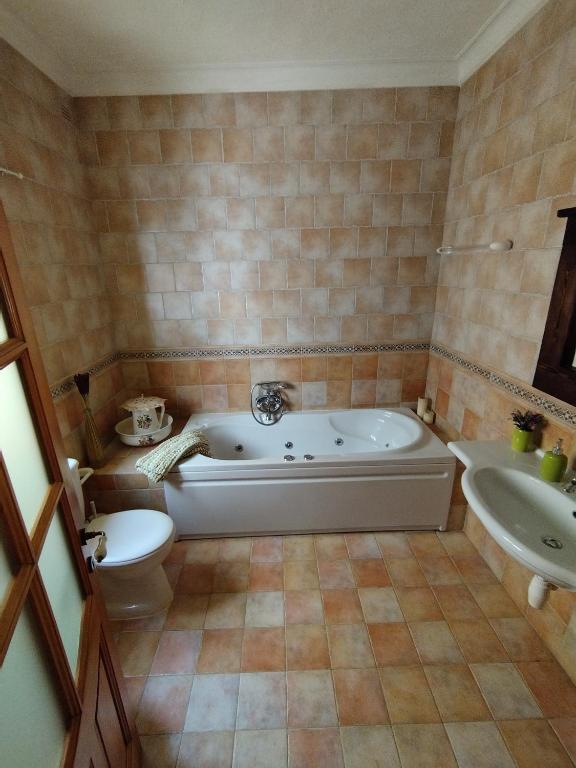 Koupelna v ubytování 3 Bedrooms Apartment