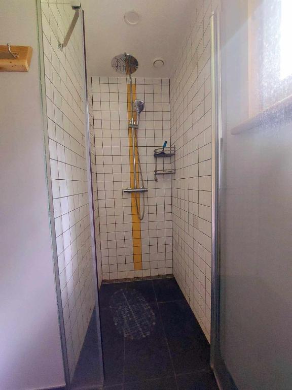 Koupelna v ubytování Järveääre Glämping