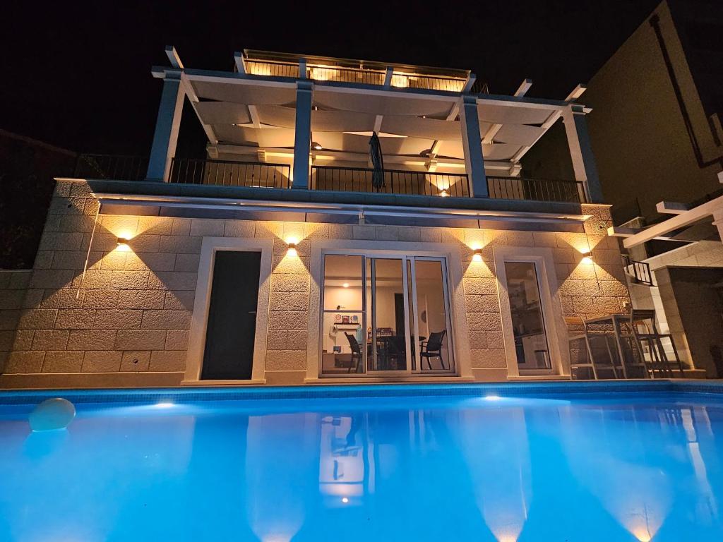 Galeriebild der Unterkunft Villa LUX Apartments in Rogoznica