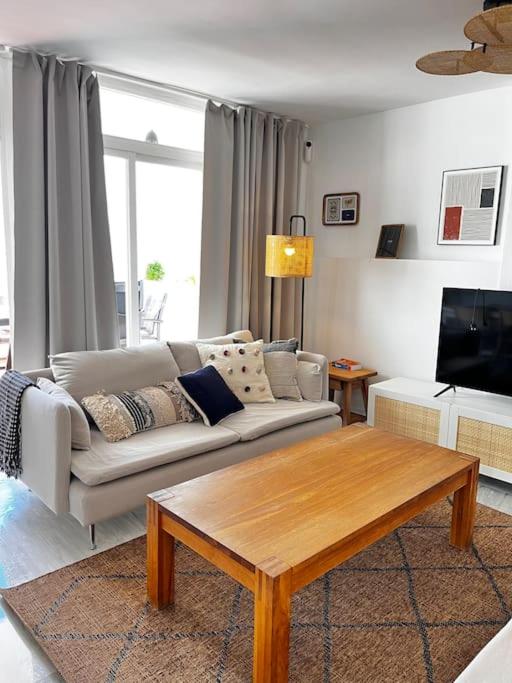 Apartamento Lagarto - Three-Bedroom Apartment