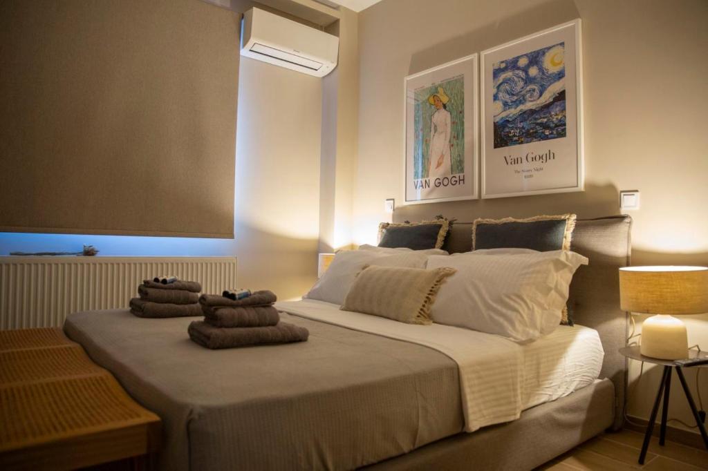 Postel nebo postele na pokoji v ubytování Nerissa Seafront apartment