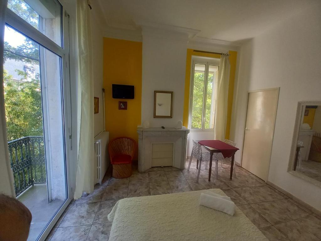 Postel nebo postele na pokoji v ubytování Hotel Acapulco