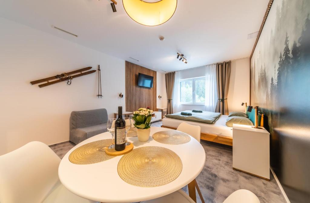 Posezení v ubytování Luxusní apartmány Domovjanka - VELKÁ STOLOVÁ a MALÁ STOLOVÁ
