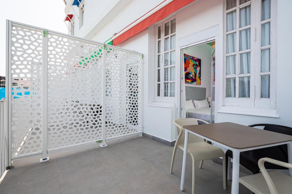 Hotel Kuve Marbella - Resim 4