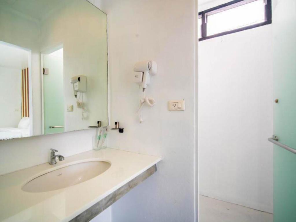 The Thai Guesthouse and Hostel - Resim 3