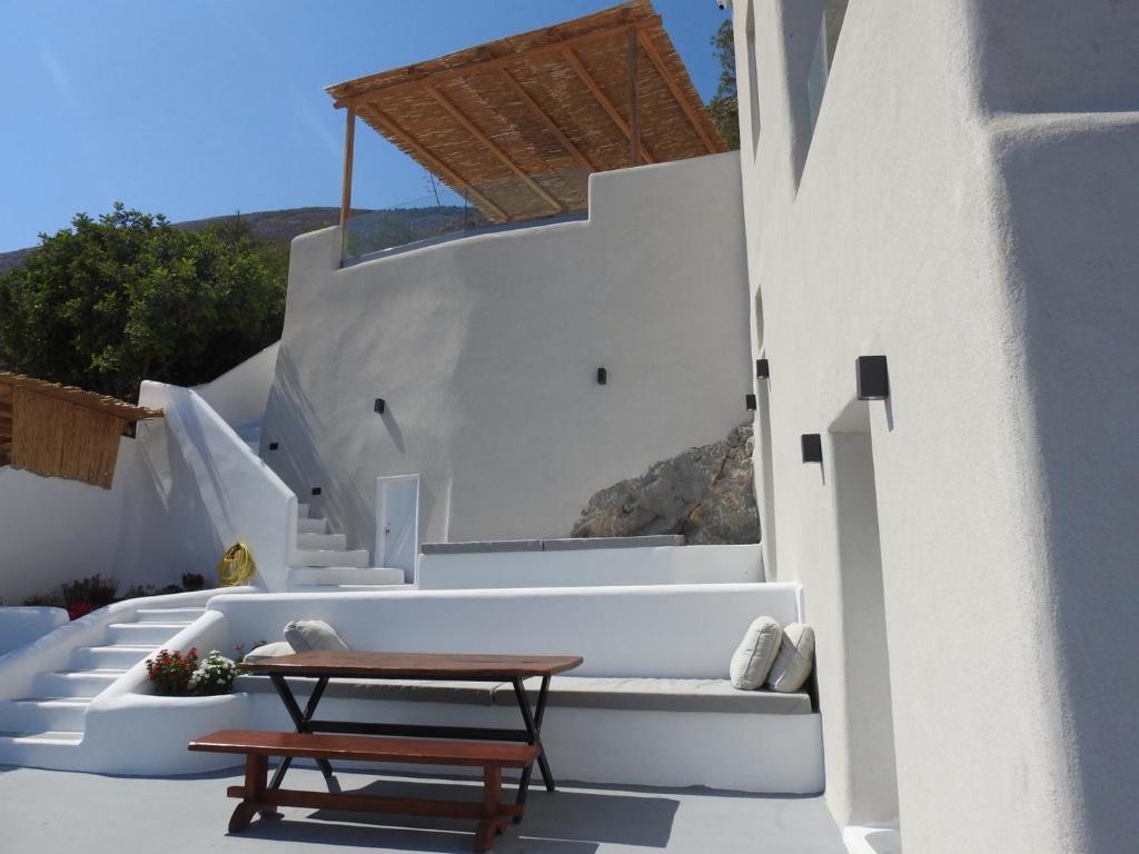Posezení v ubytování Eolithos Exclusive Suites
