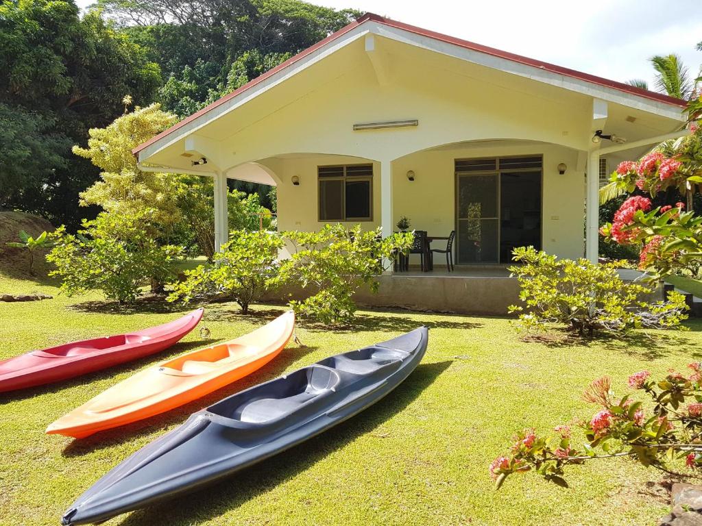 HUAHINE - Fare Teakavehere Tipanier