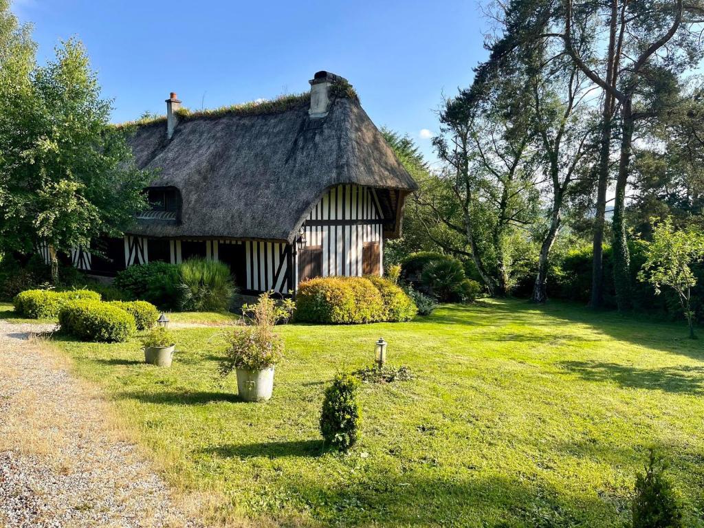 Photo de la galerie de l'établissement Véritable chaumière Normande familiale proche bourg - Sauna - Fitness, à Le Breuil-en-Auge