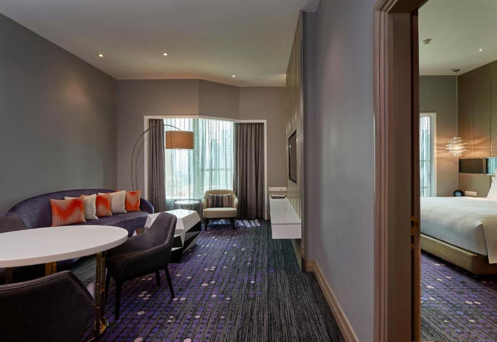 Pullman Kuala Lumpur City Centre Hotel & Residences - Regency King Suite - Club Lounge Access