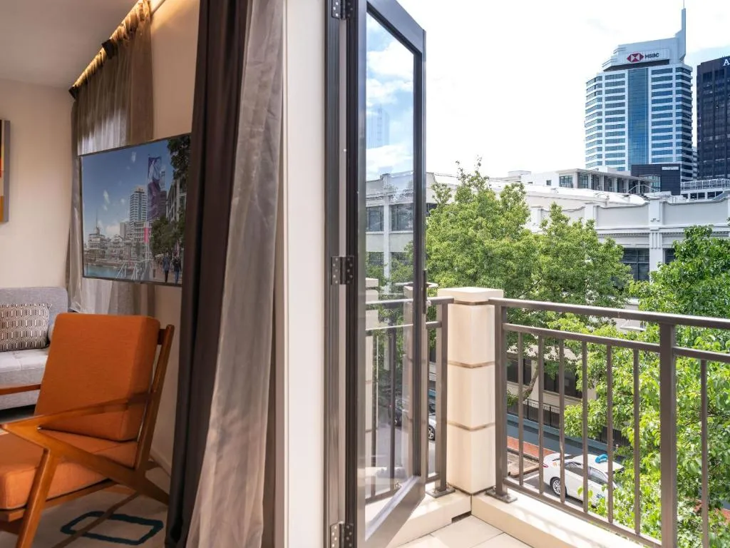 Superior King with Balcony