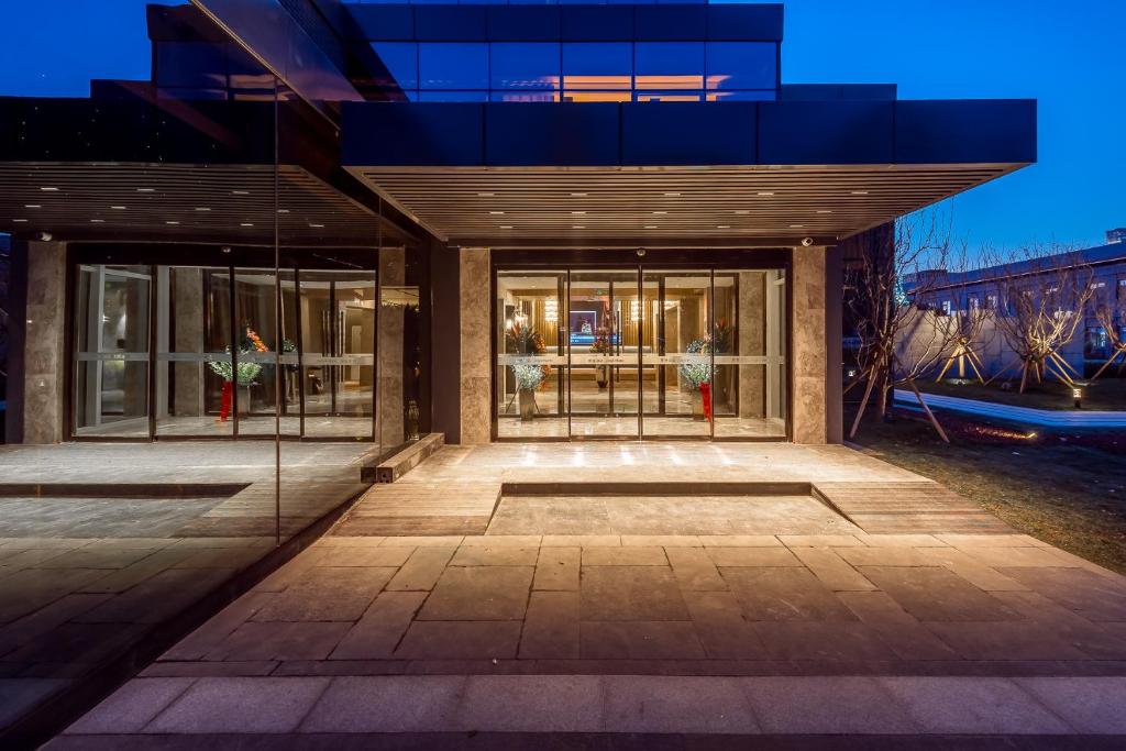 تصویر اتاق‌های Jingli Hotel Beijing Heshenghui Dajiaoting Subway Station Branch - تصویر ۲