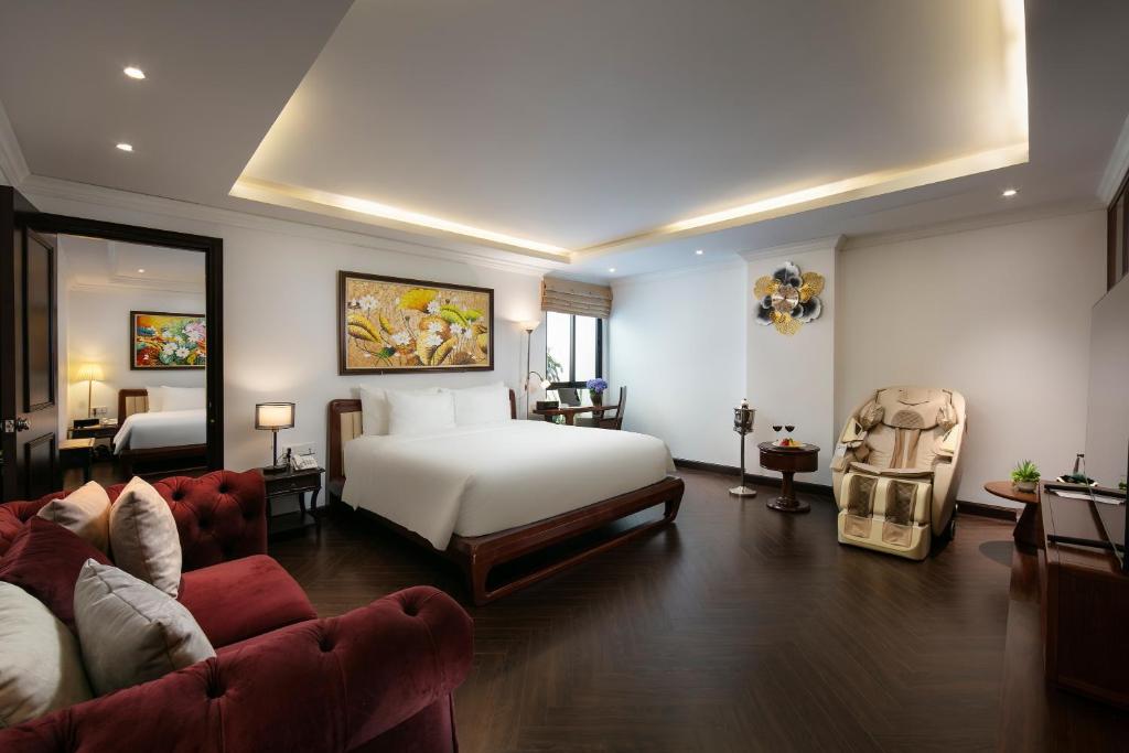 MAY DE VILLE Crown Hotel - 4