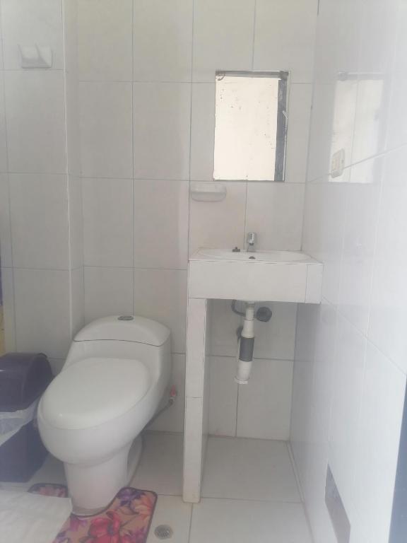 Koupelna v ubytování Ayahuasca Hostel