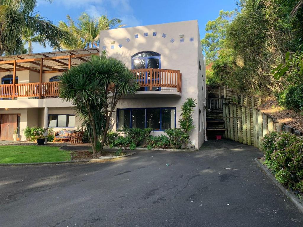 Seaview House Unit 2A - Resim 6