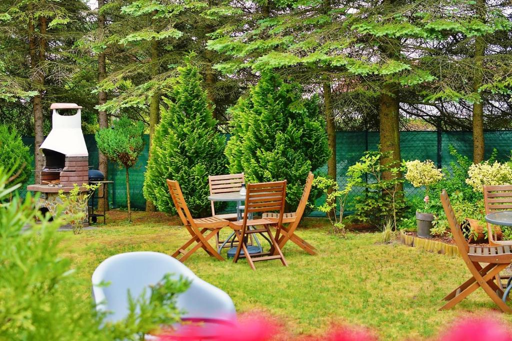 Zahrada ubytování Marmari -Villa dla par