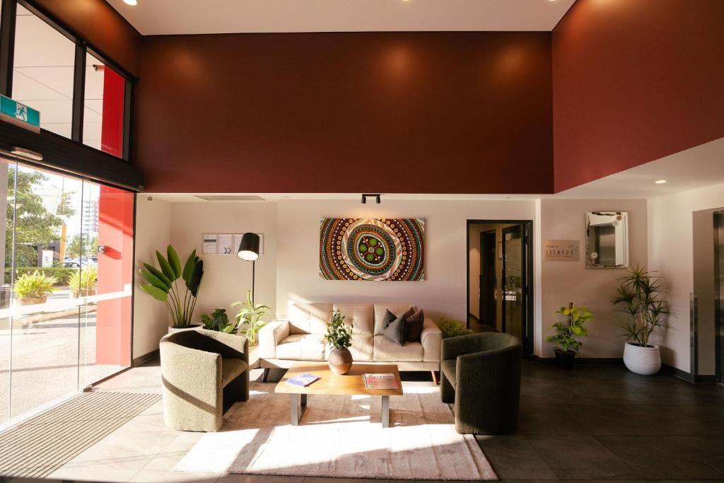 Posezení v ubytování H on Mitchell Apartment Hotel